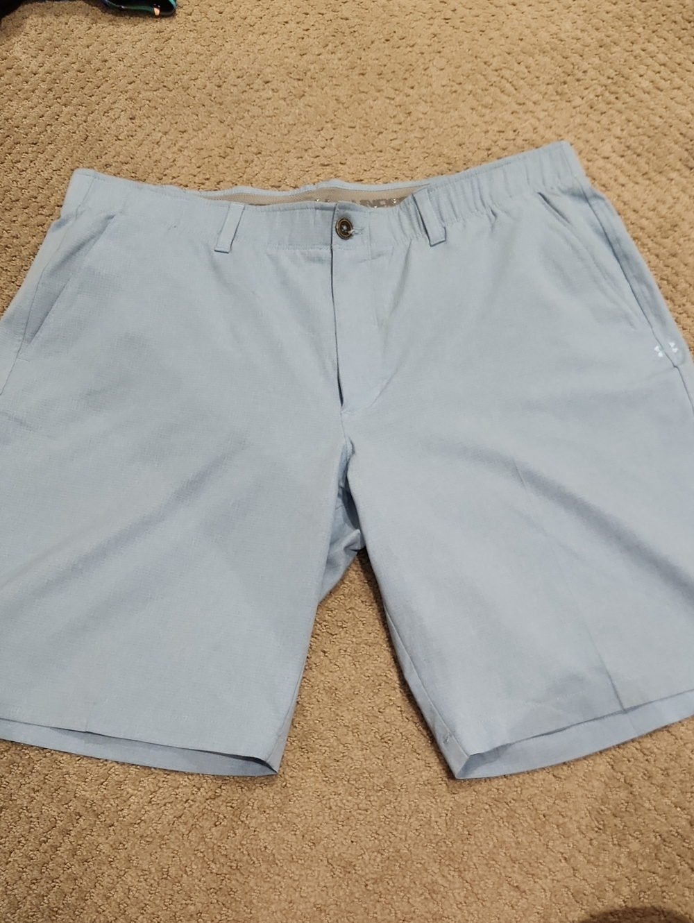 NEW* Under Armour Men's Light Blue Casual Shorts Golf Sz 40